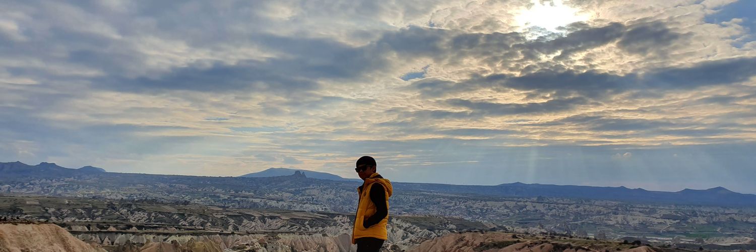 DoniAli's profile banner image