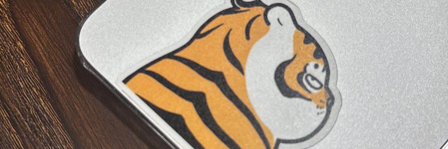 widazhr's profile banner image