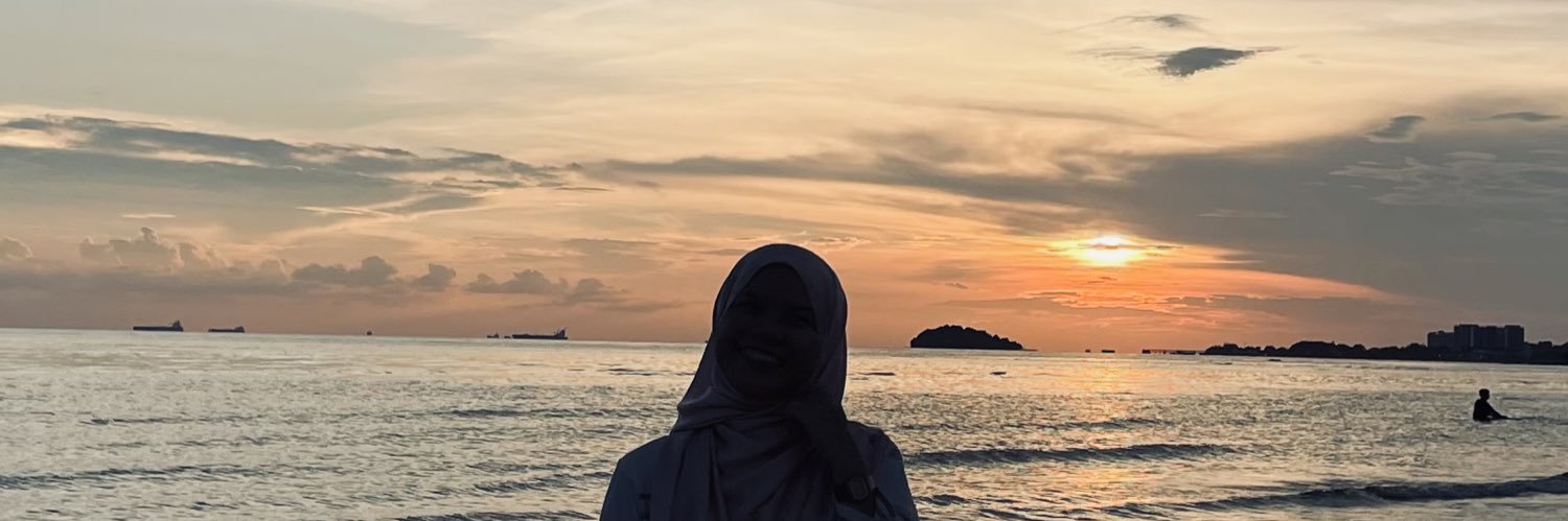 fahlupii's profile banner image
