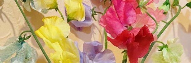 yis_henri's profile banner image