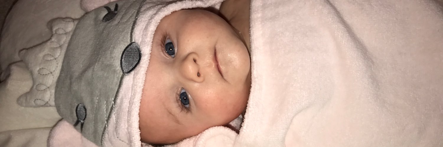 CarleighX's profile banner image