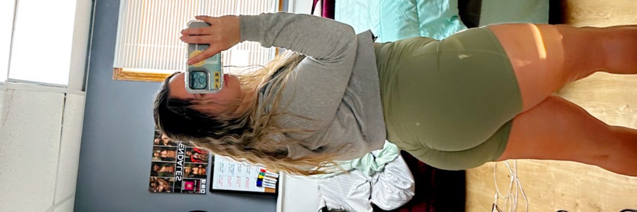 hannah_bilinski's profile banner image