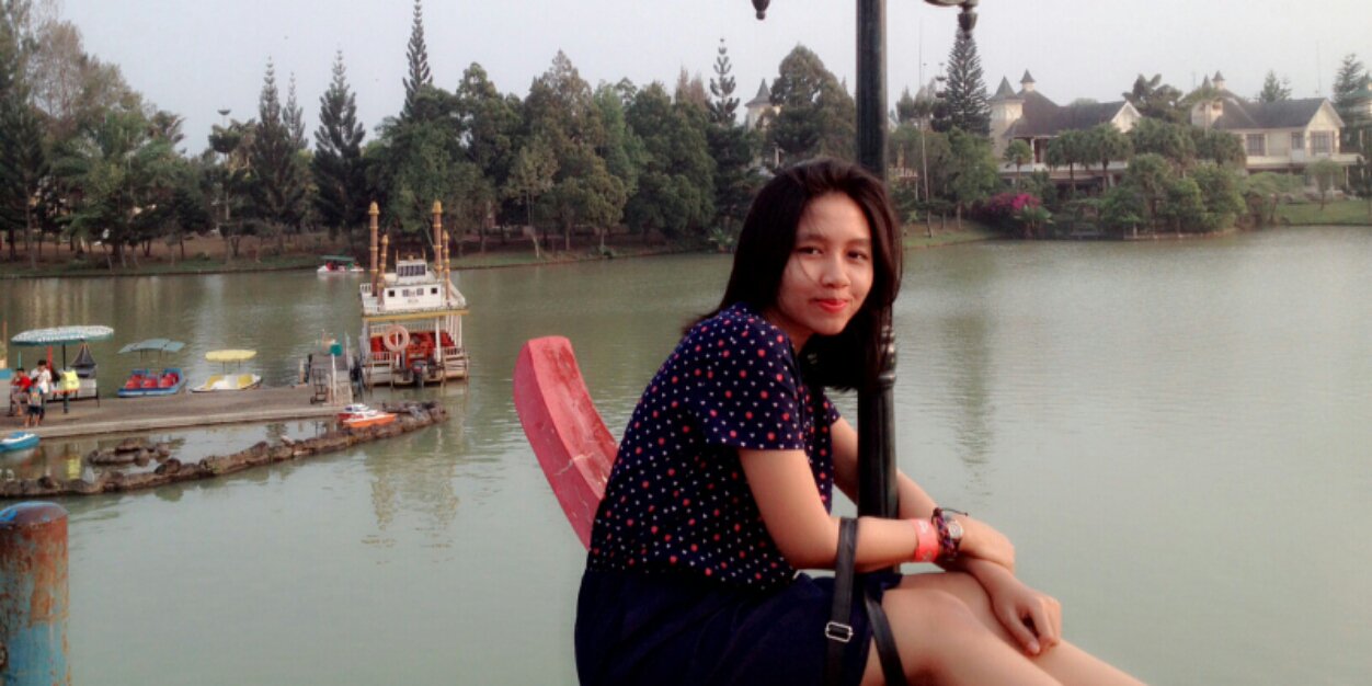 riantinggi's profile banner image
