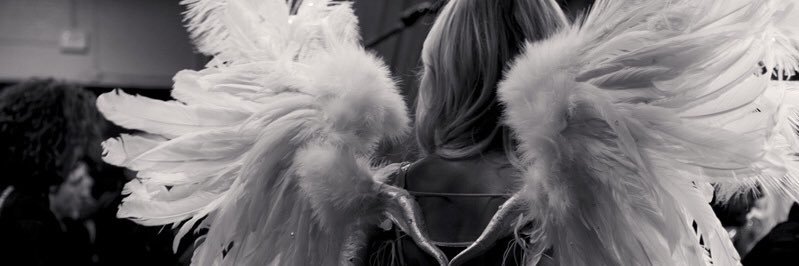 massicamila's profile banner image