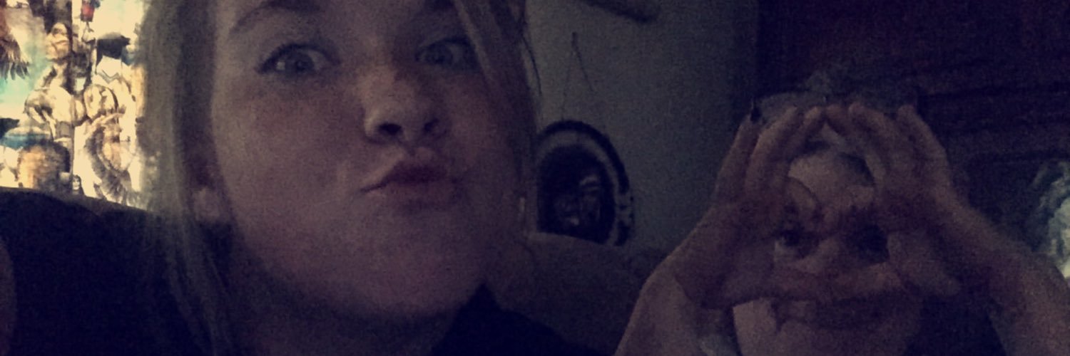 Courtneynr12's profile banner image