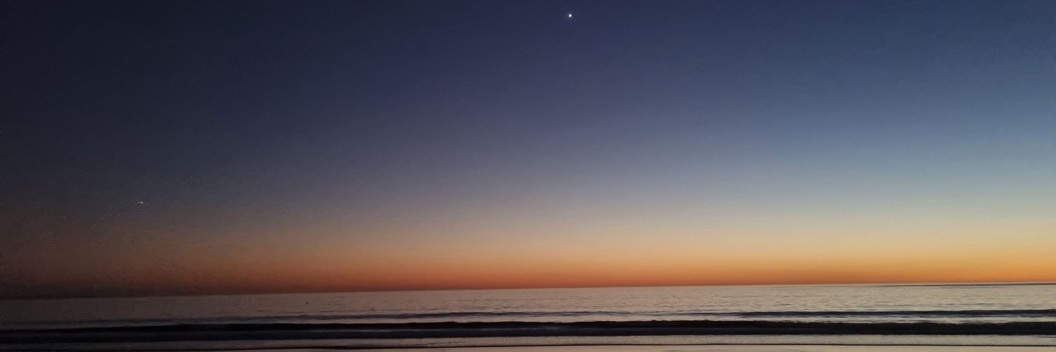 tuyulii's profile banner image