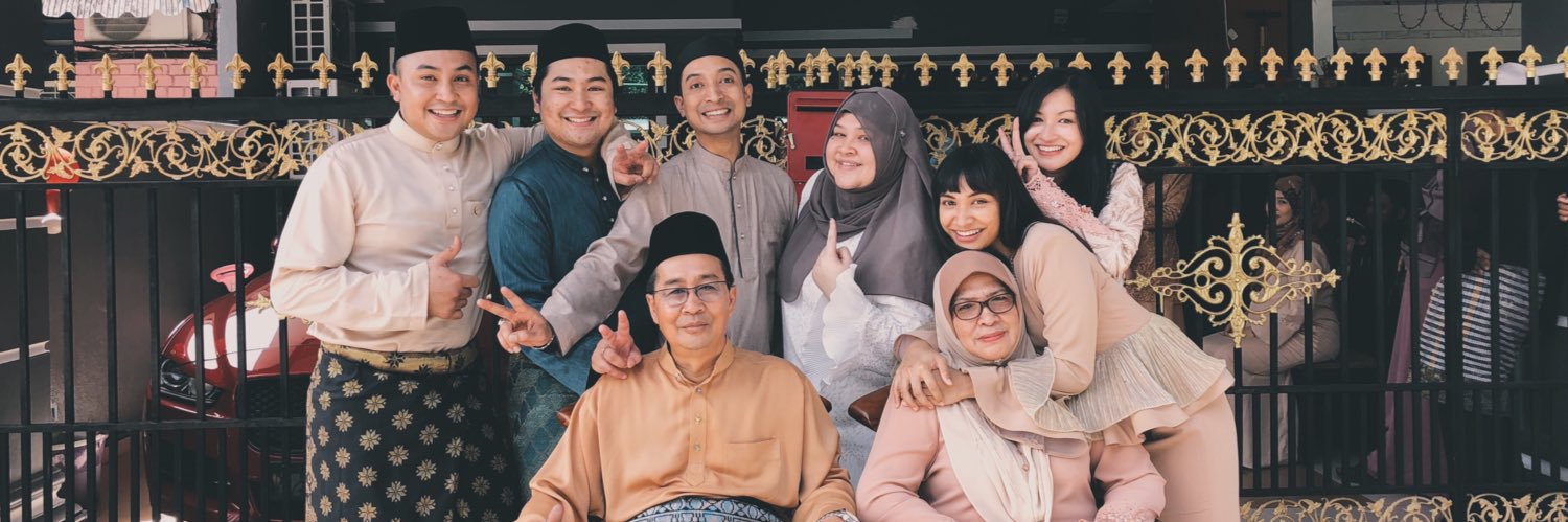 FARAHFENGGGG's profile banner image