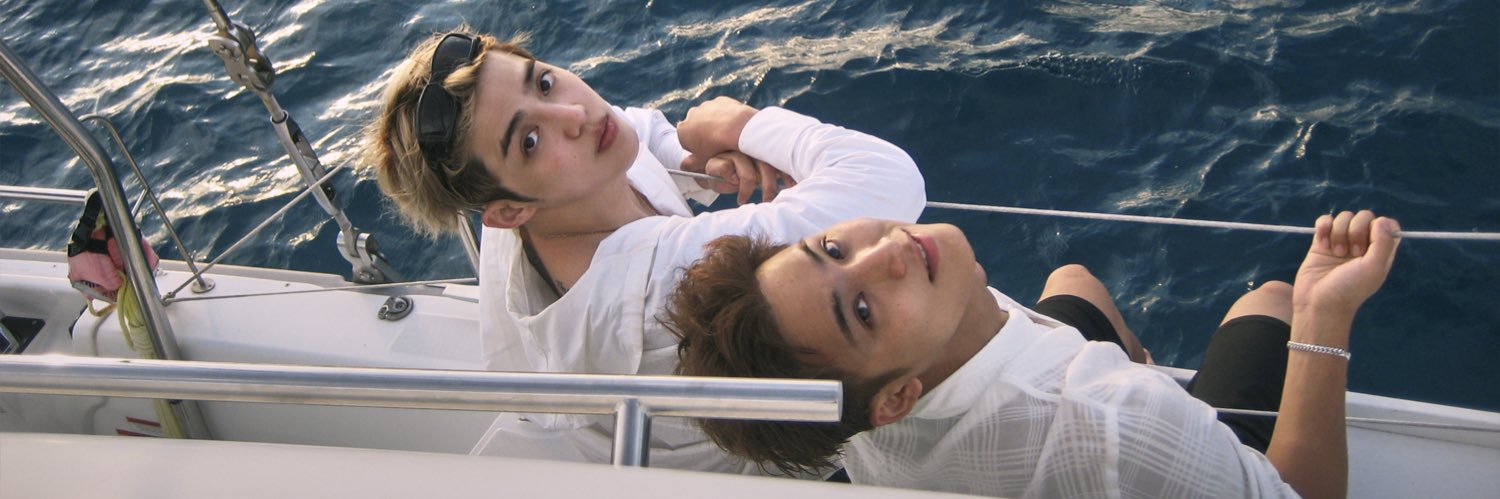weeeengweeeeng's profile banner image