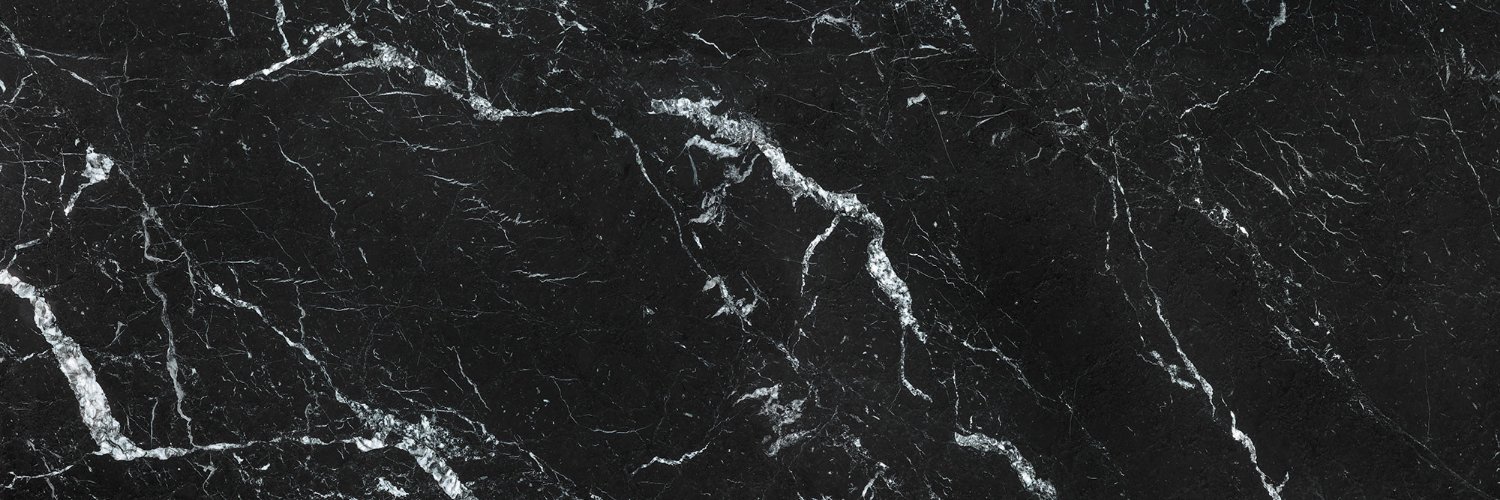iLeonard's profile banner image
