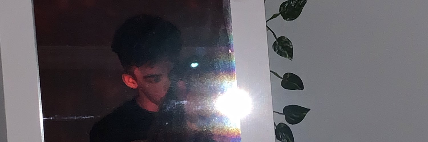 zaaraaa18's profile banner image