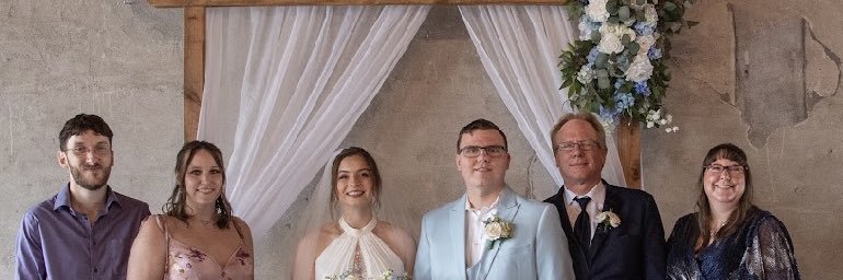 Christina Hilt banner