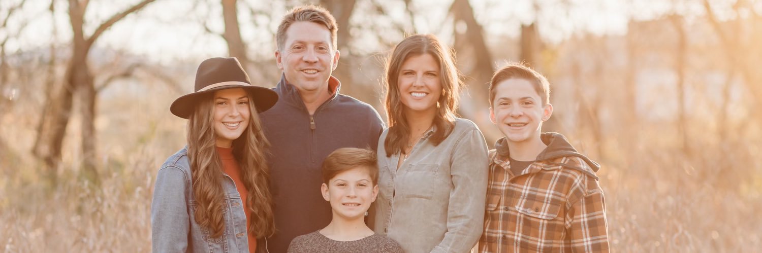 Travis Janssen banner