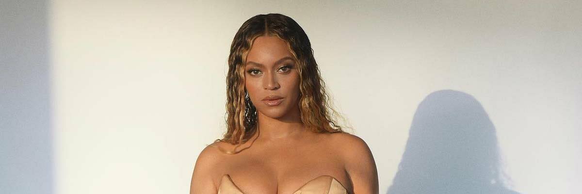 diabolically 🫰✨ banner