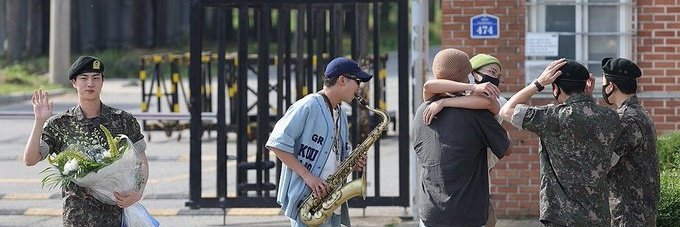 Mico⁷ VOY A VER A BTS ⊙⊝⊜ 🇦🇷 ไข่ 🥚 banner