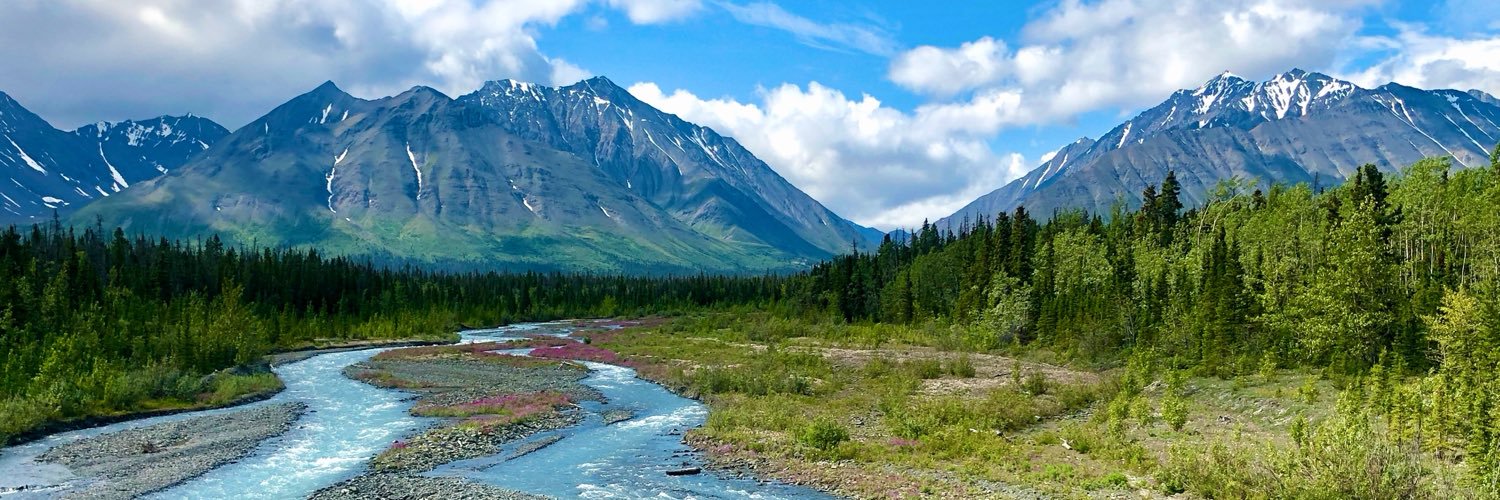 TravelYukon's profile banner image