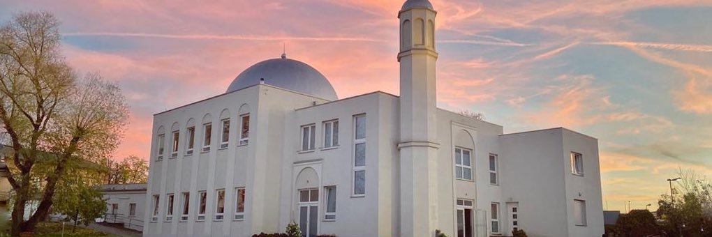 Khadija Moschee banner
