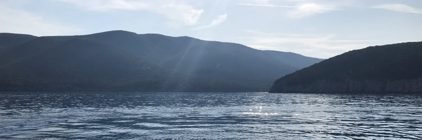 ClaudiaMari16's profile banner image