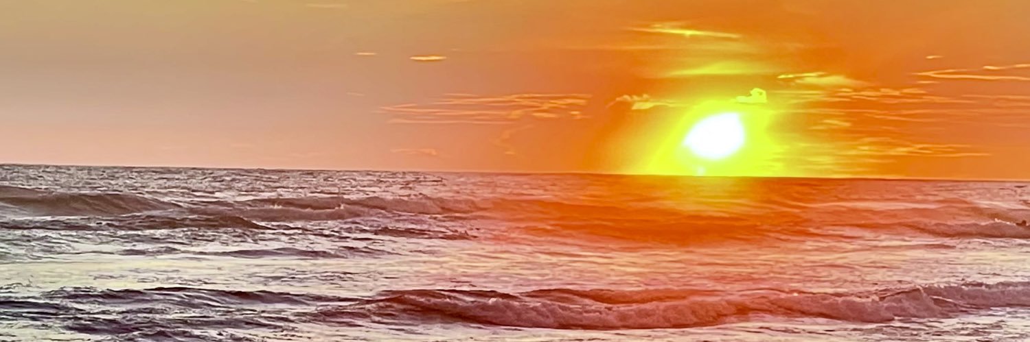 astralmomo's profile banner image