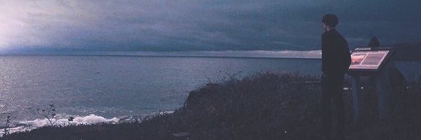 - banner