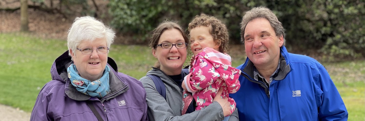 Simone Litvaitis banner