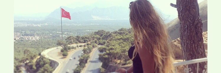 Nesli93_'s profile banner image