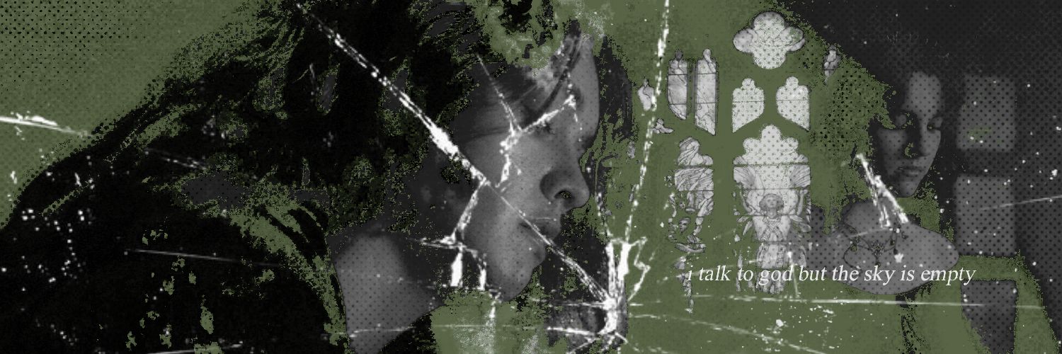 ‍ ‍ ‍ ‍ᵀ͟ᴴ͟ᴱ͟ ‍ ‍ ‍𝕼UEEN ‍ ‍ in ‍ ‍‍‍𝑐ℎ𝑎𝑖𝑛𝑠. banner