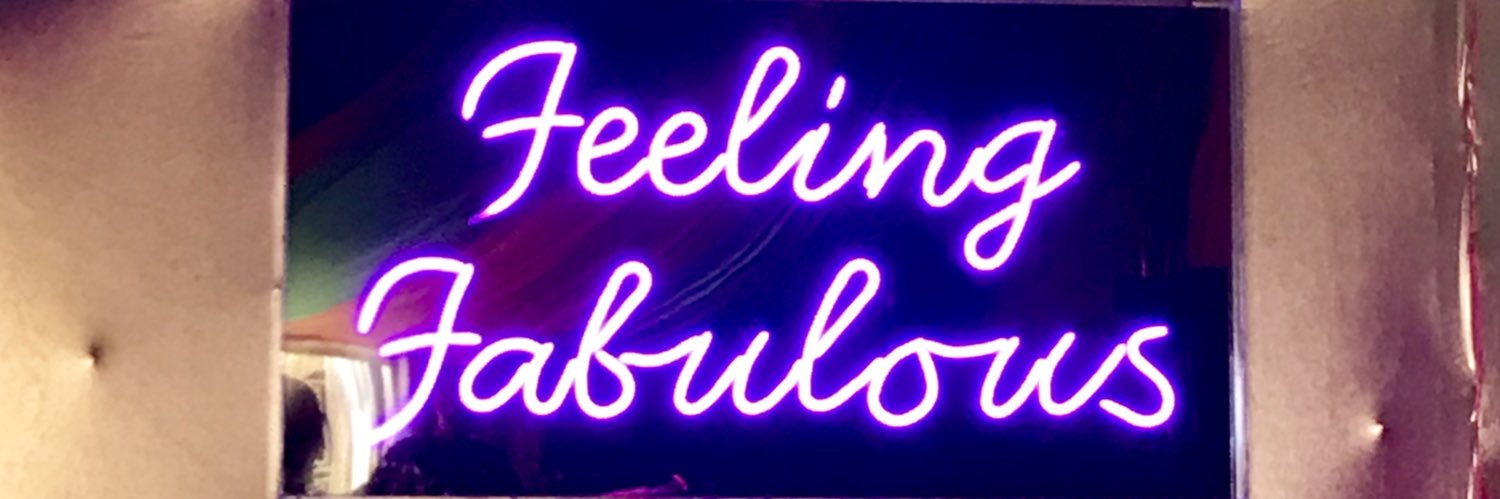 Larapond_'s profile banner image