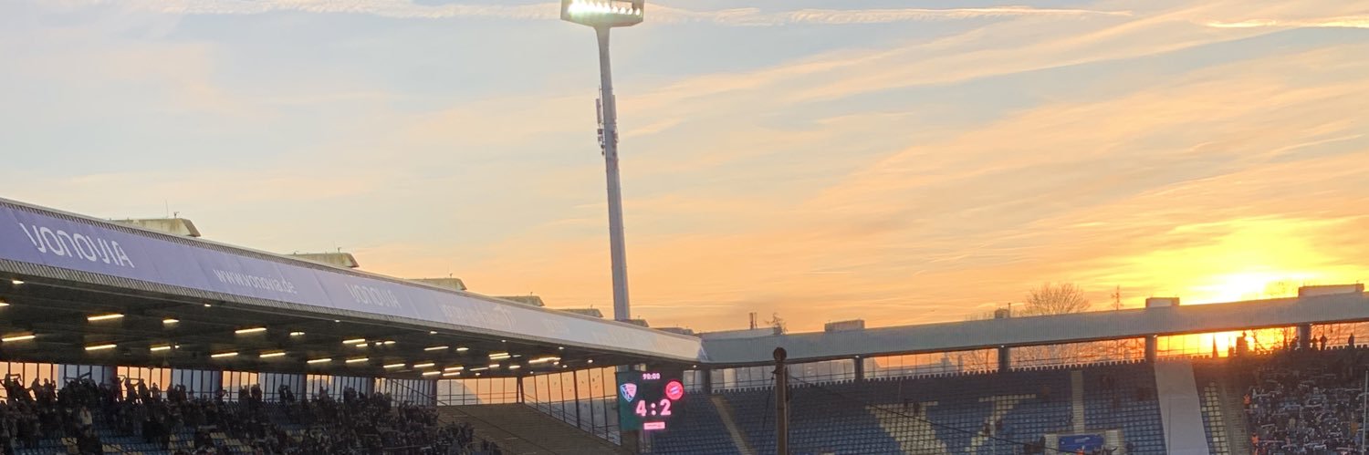 _LisaMarry_'s profile banner image