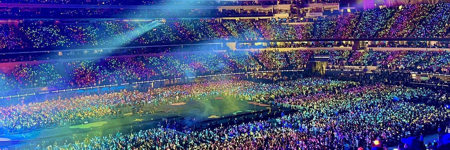 itsjustElenaaa's profile banner image