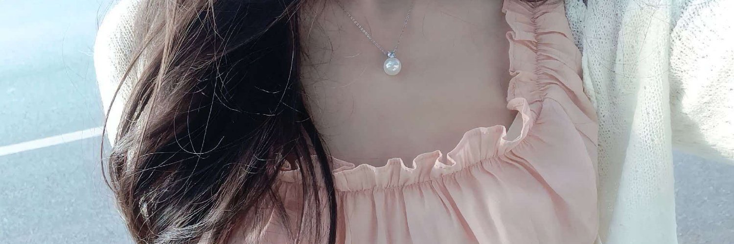 LolasMarket's profile banner image