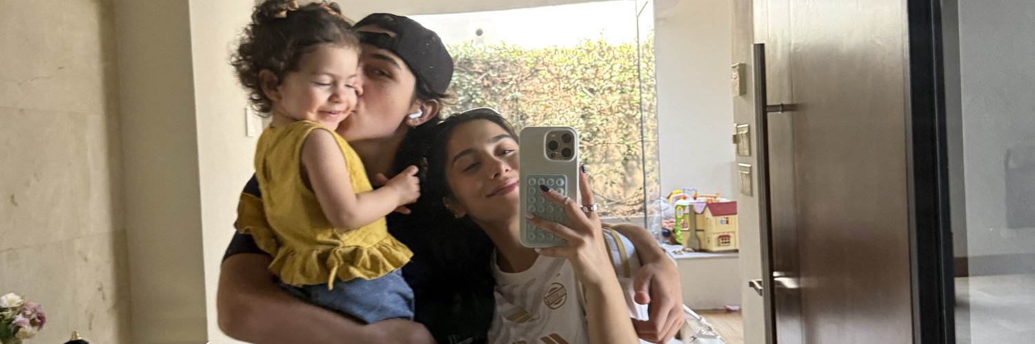 dayanabravog's profile banner image