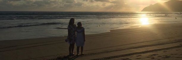 analaura3028's profile banner image