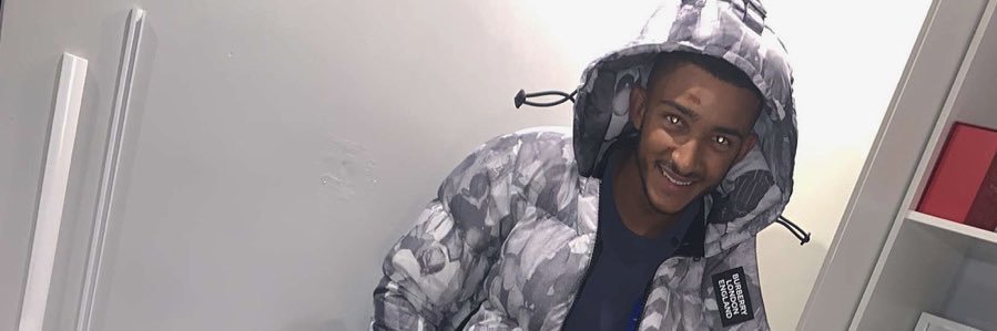 Looney_av's profile banner image