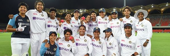 Vicky23908066's profile banner image