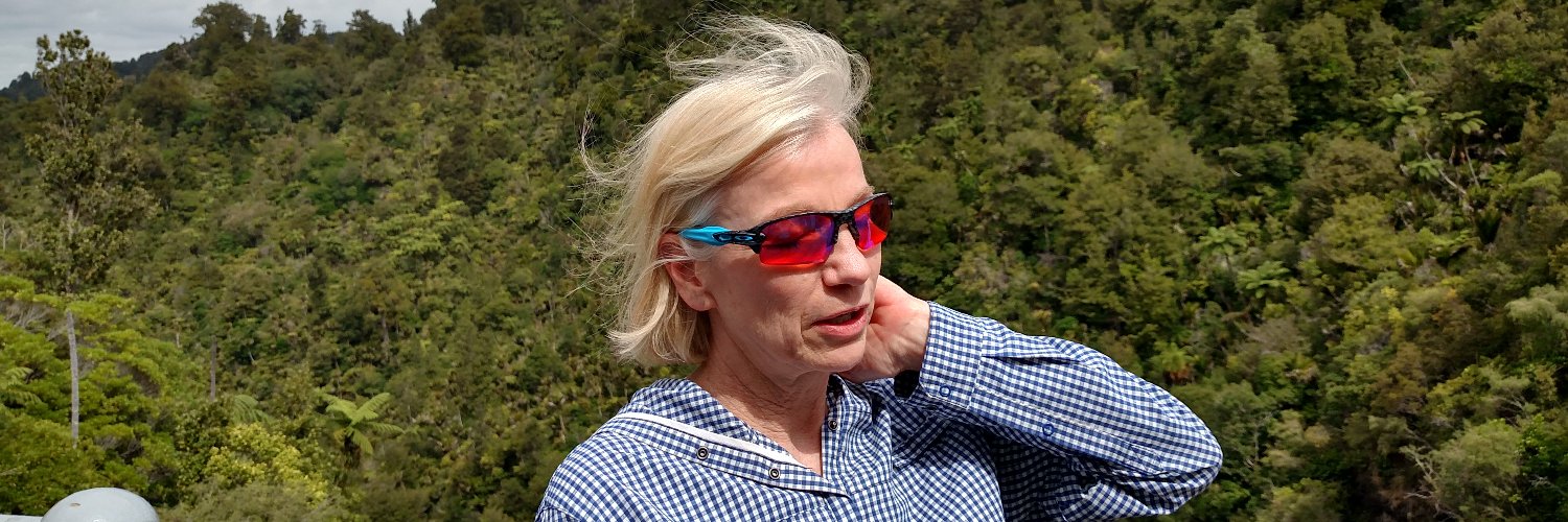 maureenhackett's profile banner image