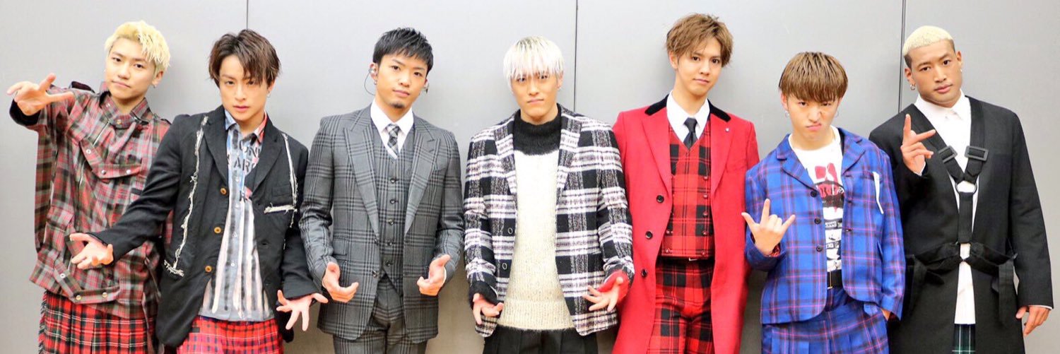 CElqx4's profile banner image