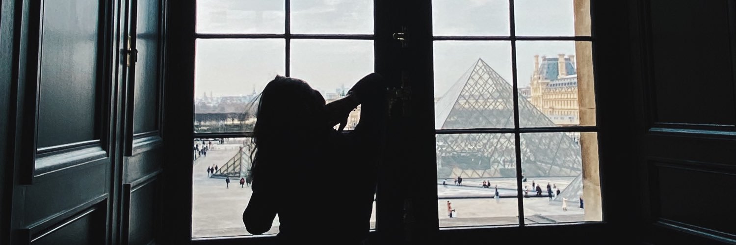 LuanaGil's profile banner image