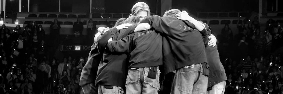 lixapphire's profile banner image