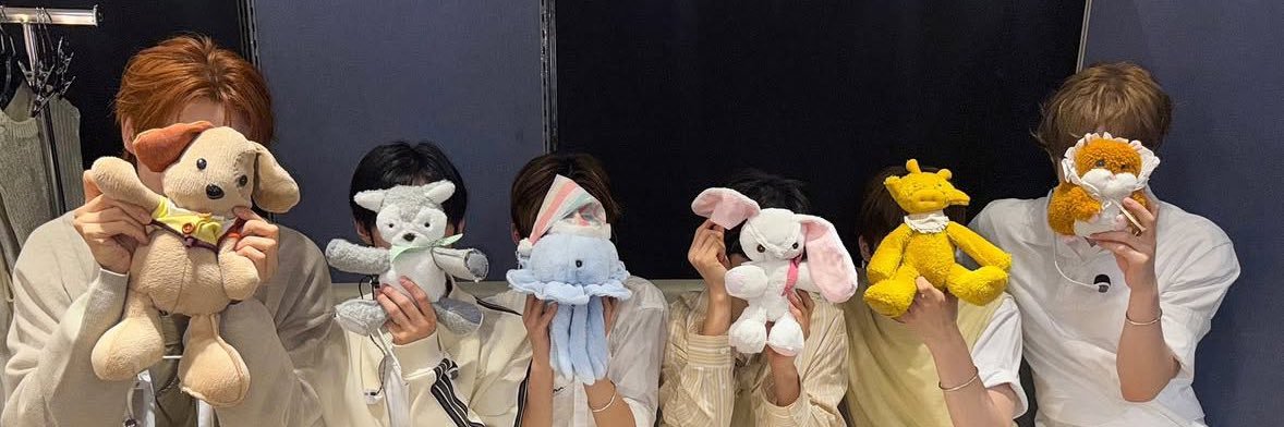 coco10__'s profile banner image