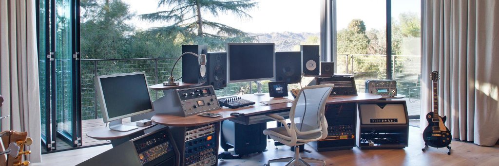 Andrew Frampton banner