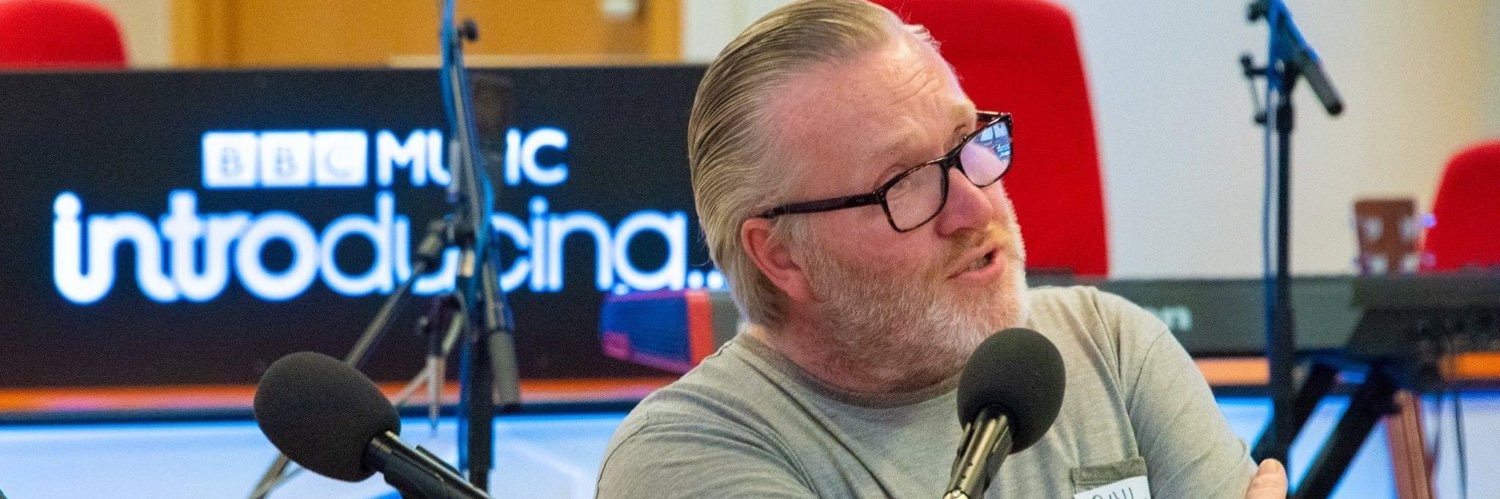 Phil 💙⚽️🎼 banner