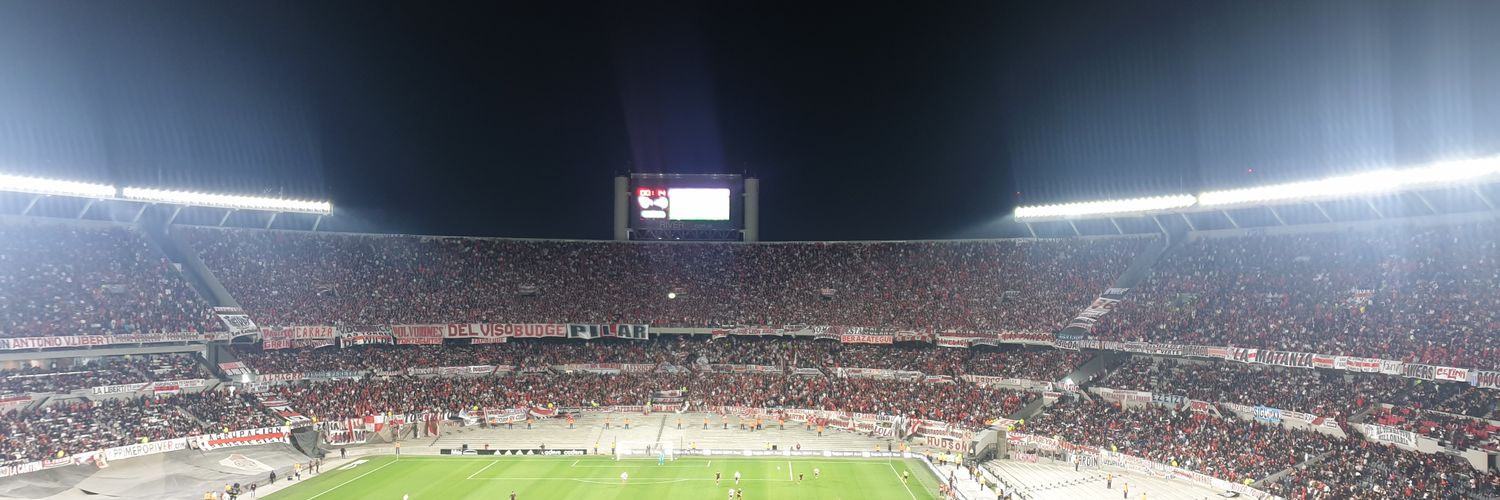LucasGodoy__'s profile banner image