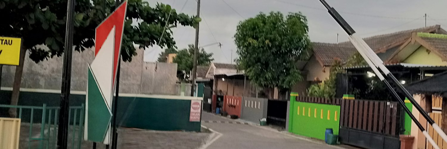 benwaeto's profile banner image