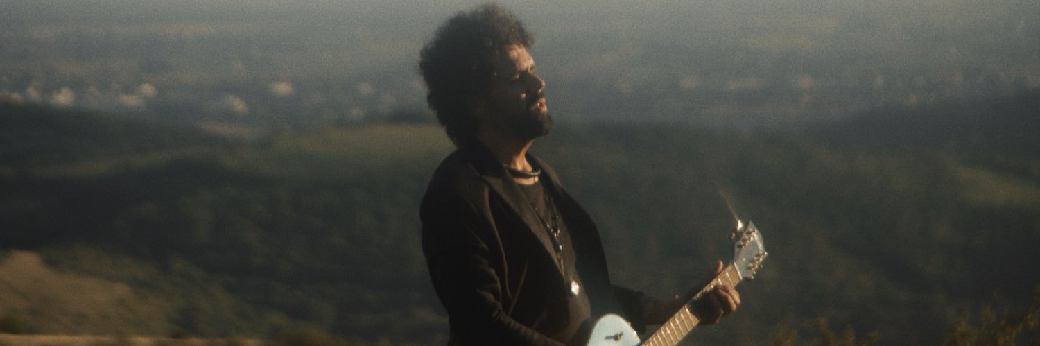 Albert Eno banner