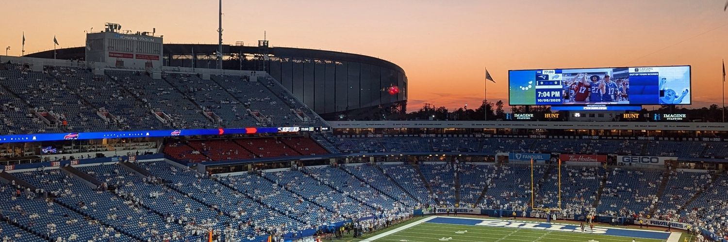 Sheila the Bills 50/50 girl! ❤️🏈💙 banner
