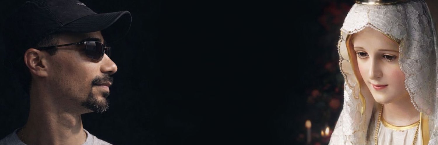 O Pavão banner