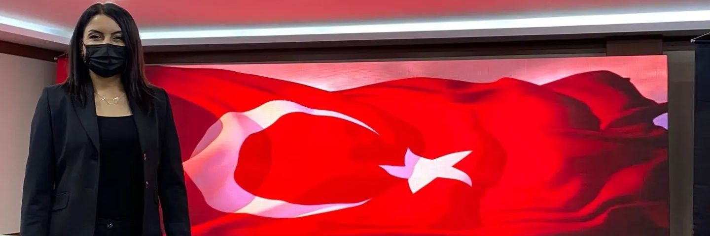 ozguresesra's profile banner image