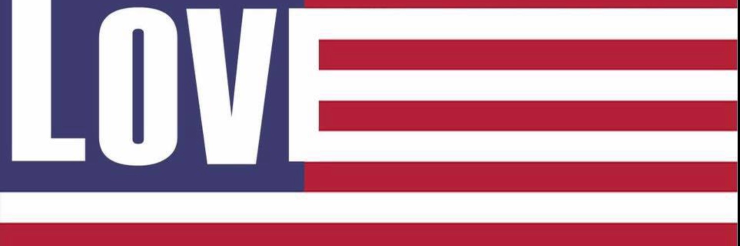 Jonathan🌊🌊🌊#VoteBlue2025 #RESIST🇺🇸 #BLUE🌊's banner