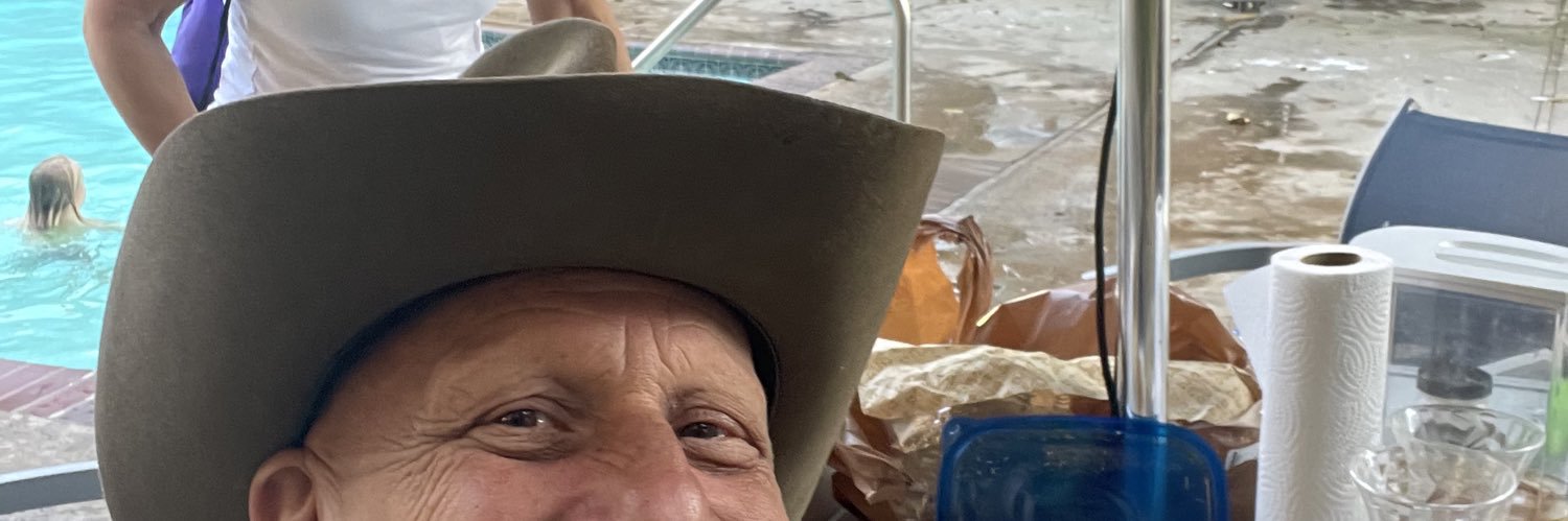 utellthis's profile banner image