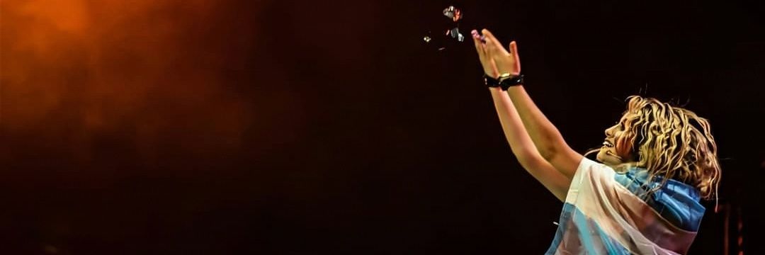 karolftoriana's profile banner image
